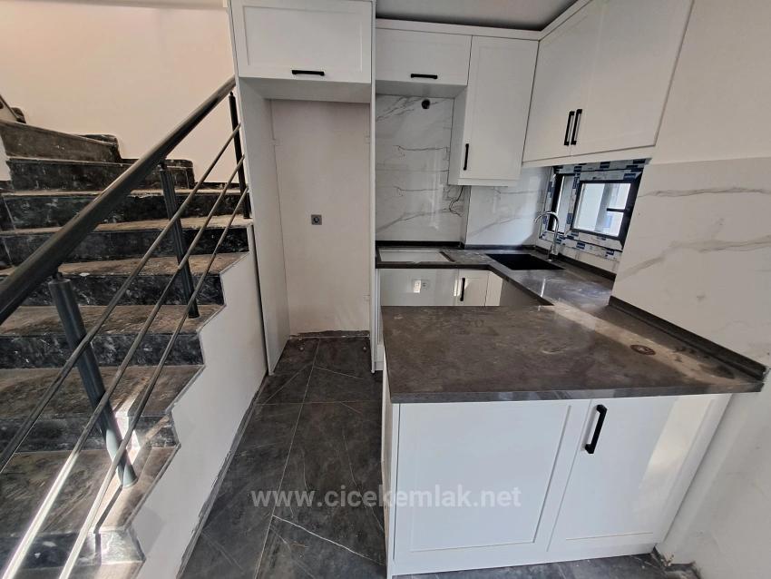 İzmir Seferihisar Ürkmez De Satılık 2+1 Villa