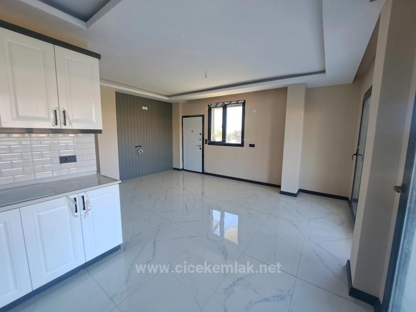 İzmir Seferihisar Doğanbey De Satılık 3+1 Villa