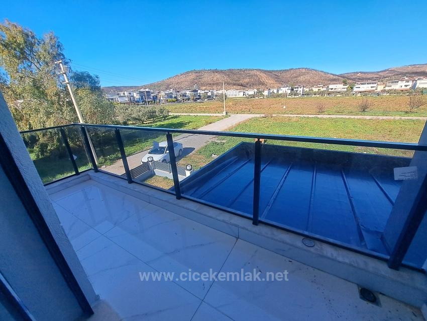 İzmir Seferihisar Doğanbey De Satılık 3+1 Villa