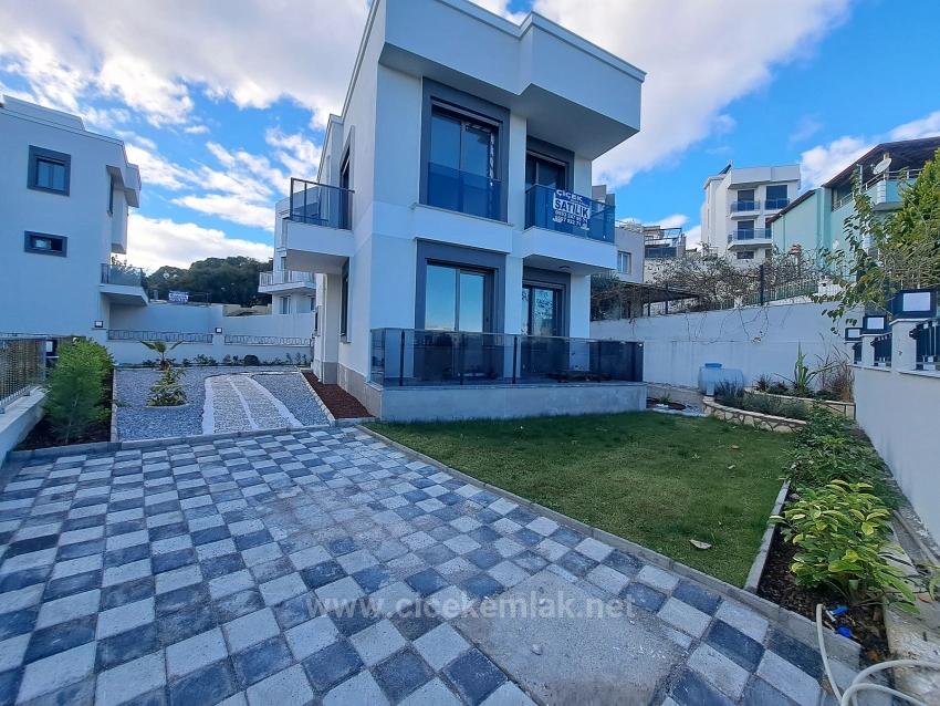 İzmir Seferihisar Akarcada Satılık 3+1 Villa