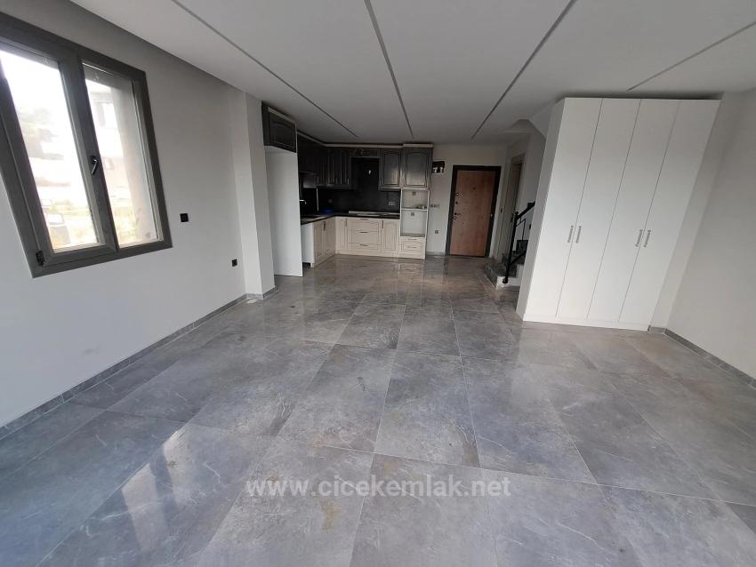 İzmir Seferihisar Akarcada Satılık 3+1 Villa