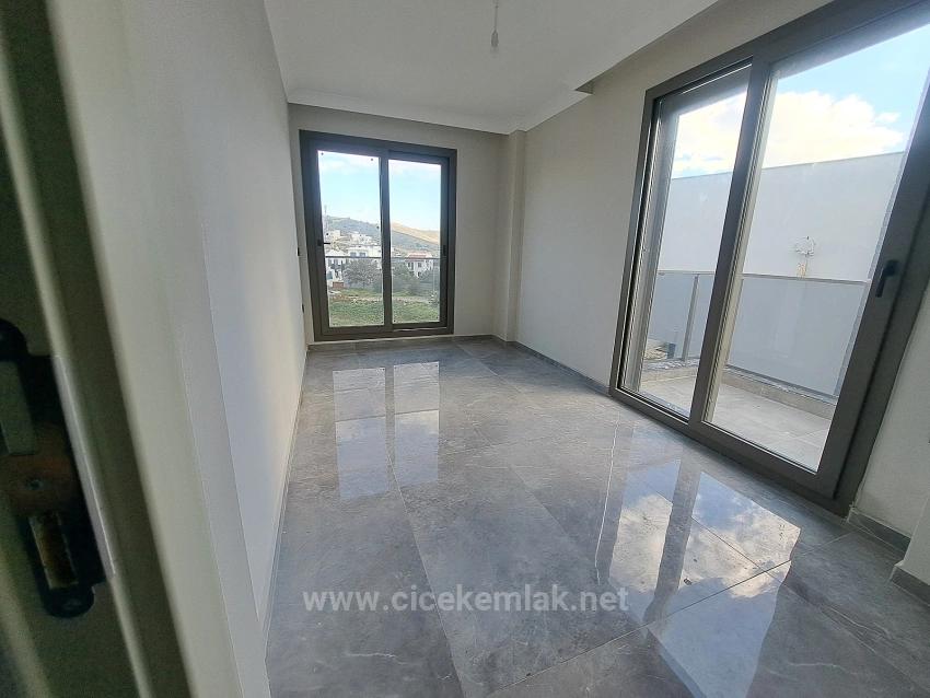 İzmir Seferihisar Akarcada Satılık 3+1 Villa