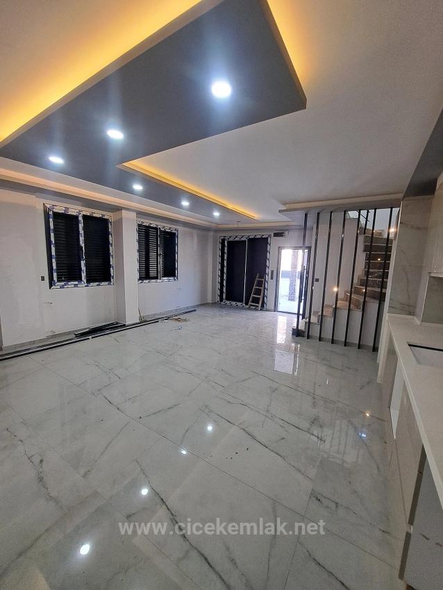 İzmir Seferihisar Doğanbey De Satılık 3+1 Villa