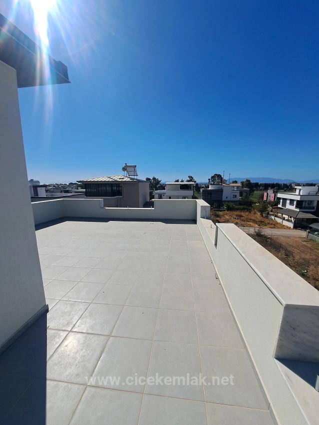 İzmir Seferihisar Doğanbey De Satılık 3+1 Villa