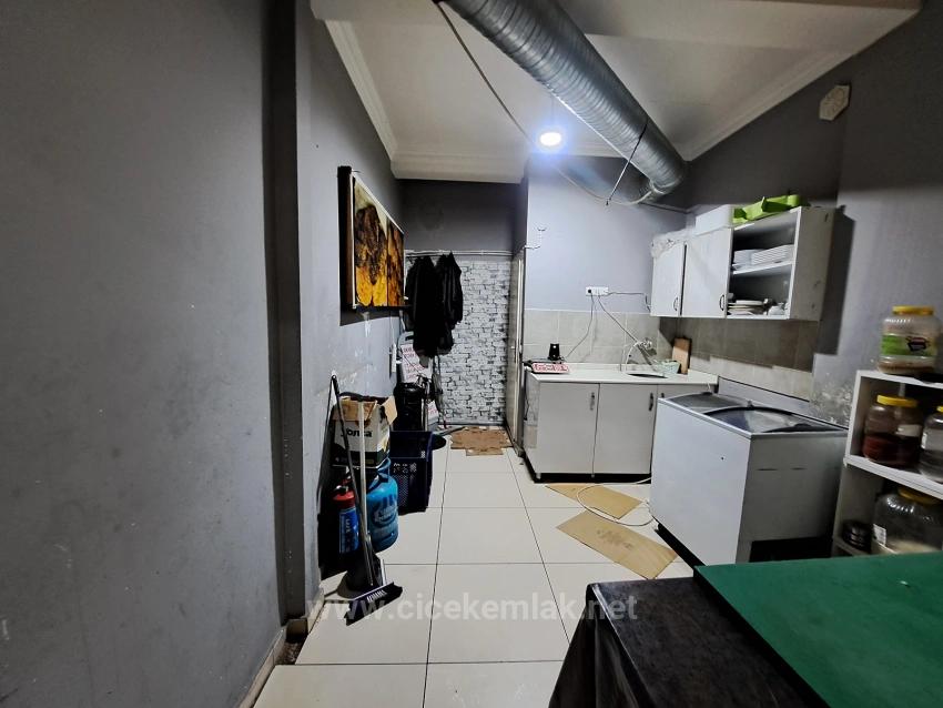 İzmir Seferihisar Ürkmez Merkez De Satılık Dükan