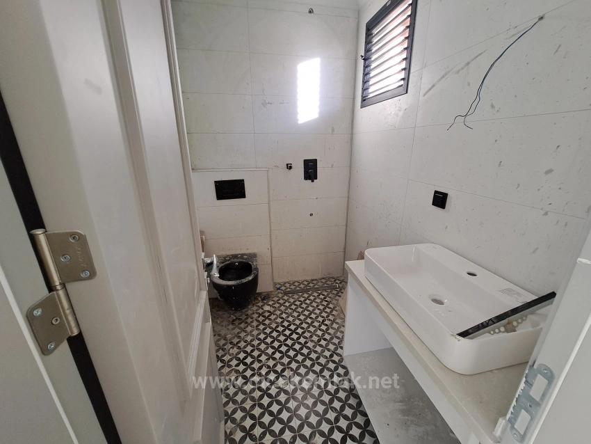 İzmir Menderes Gümüldür De Satılık Havuzlu 3+1 Villa