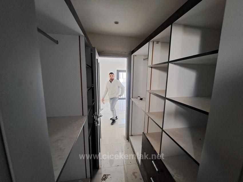 İzmir Menderes Gümüldür De Satılık Havuzlu 3+1 Villa