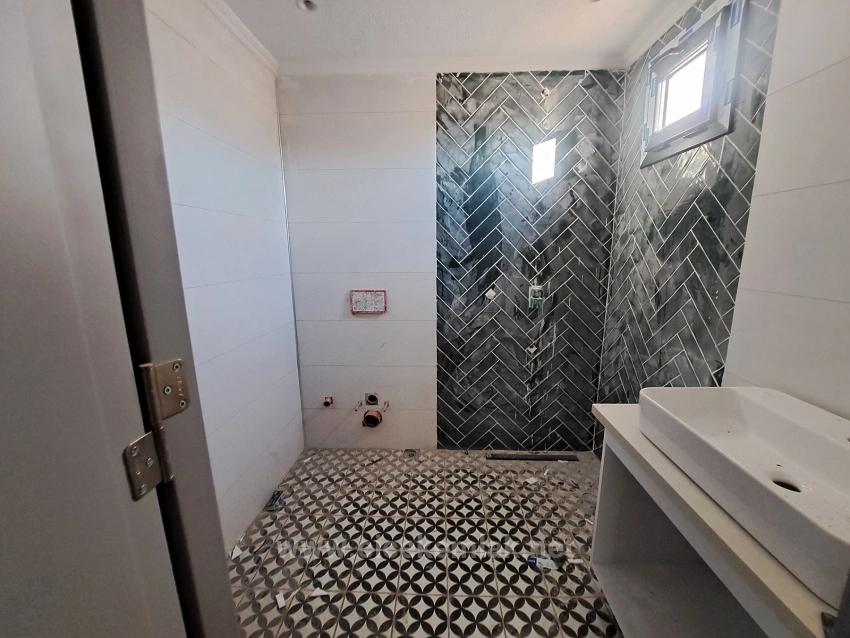 İzmir Menderes Gümüldür De Satılık Havuzlu 3+1 Villa