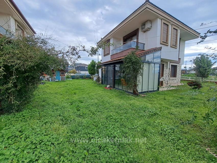 Seferihisar Doğanbey Atatürk Mah. Satılık 3+1 Villa - 170 m²