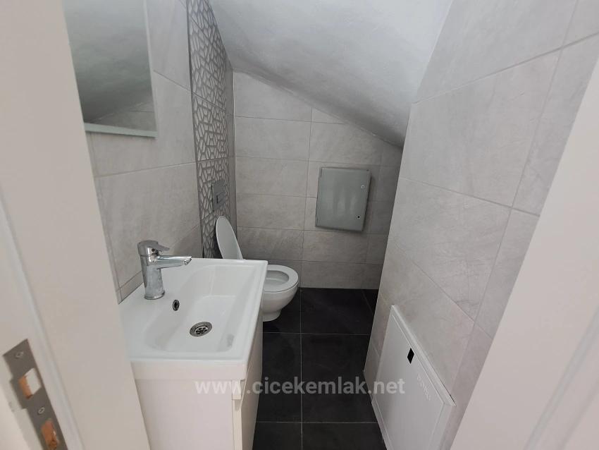 İzmir Seferihisar Doğanbey De Satılık 3+1 Villaa