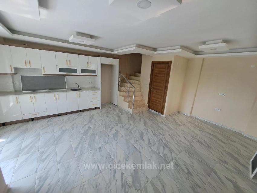 İzmir Seferihisar Doğanbey De Satılık 3+1 Villa