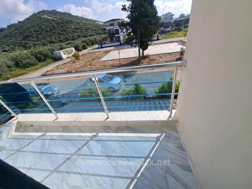 İzmir Seferihisar Doğanbey De Satılık 3+1 Villa