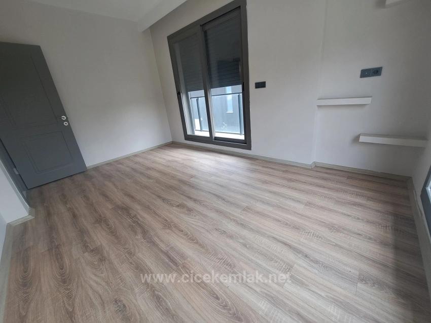 İzmir Seferihisar Doğanbey De Satılık 3+1 Villa