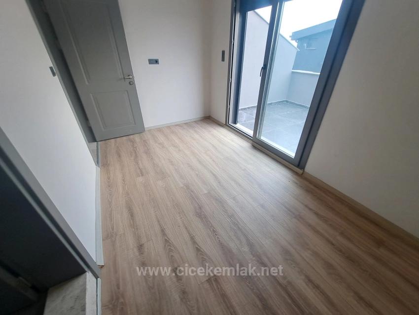 İzmir Seferihisar Doğanbey De Satılık 3+1 Villa