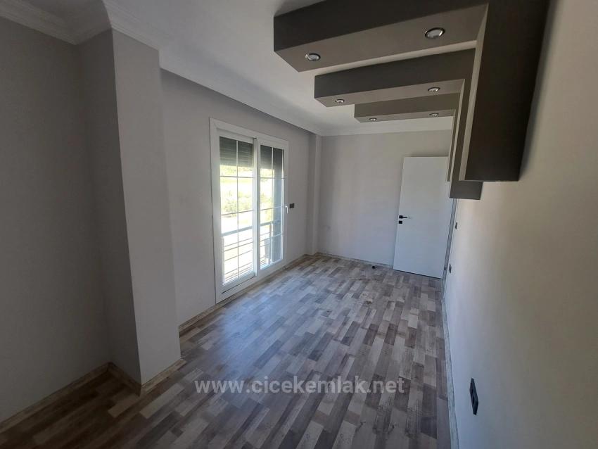 İzmir Seferihisar Doğanbey De Satılık 3+1 Villa