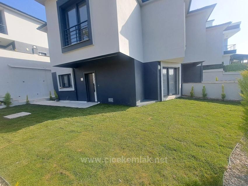 İzmir Seferihisar Payamlı Da Satılık 2+1 Villa