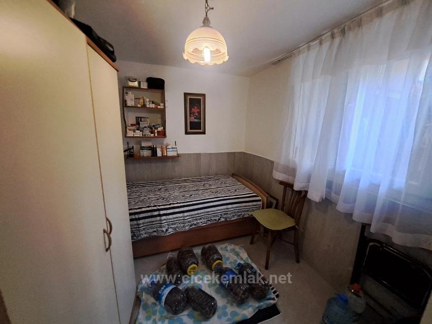 İzmir Seferihisar Ürkmez Merkez De Satılık 4+2 Villa