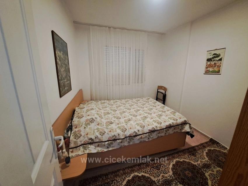 İzmir Seferihisar Ürkmez Merkez De Satılık 4+2 Villa