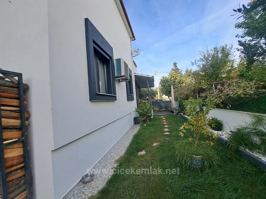 İzmir Seferihisar Doğanbey De Satılık 3+1 Villa