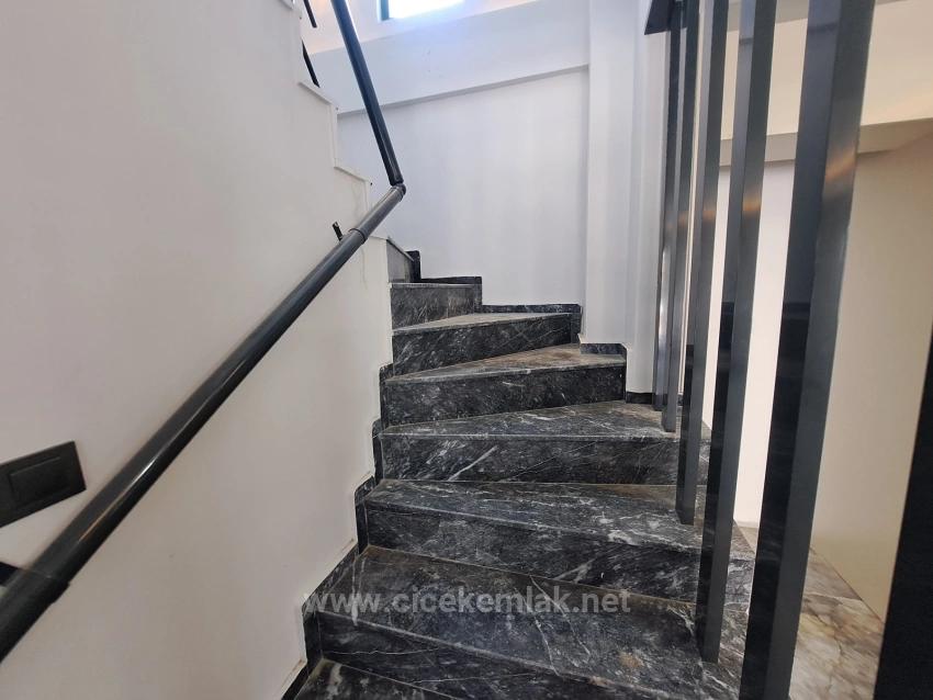 İzmir Seferihisar Doğanbey De Satılık 3+1 Villa