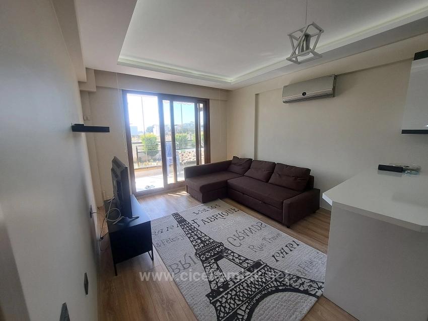 İzmir Seferihisar Doğanbey De Havuzlu Site İcersinde Satılık 1+1 Daire