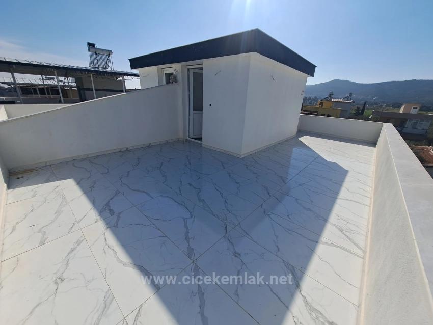 İzmir Seferihisar Doğanbey De Satılık 2+1 Villa