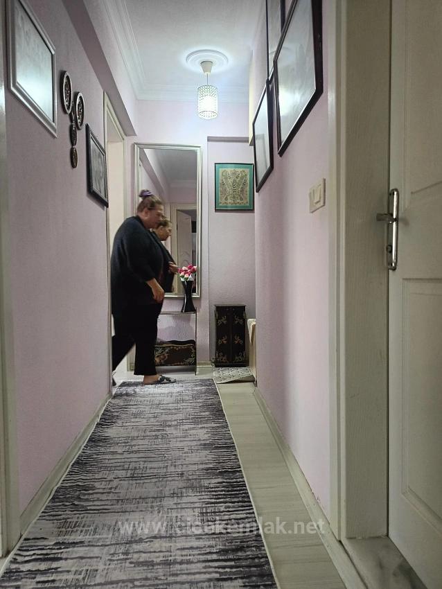 İzmir Seferihisar Ürkmez Merkez De Satılık 2+1 Bahçeli Daire