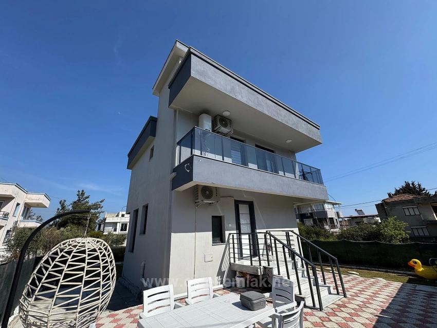 İzmir Seferihisar Doğanbey De Satılık 4+2 Villa