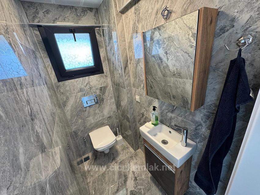 İzmir Seferihisar Doğanbey De Satılık 4+2 Villa