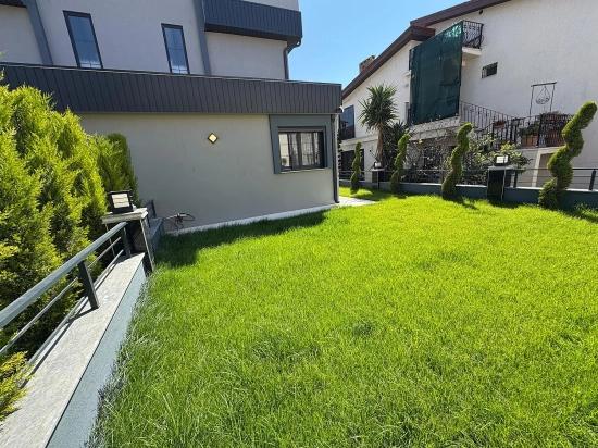 İzmir Seferihisar Ürkmez De Denize Sadece 40 Metre Satılık 3+1 Villa