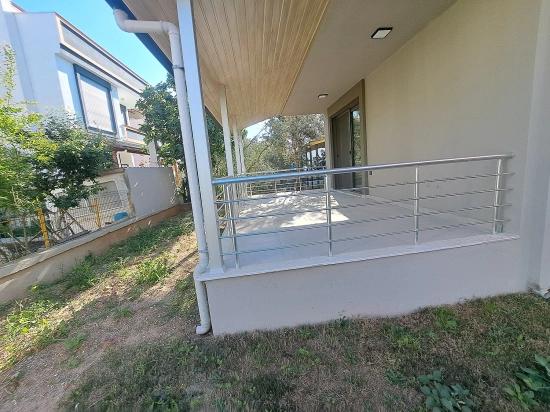 İzmir Seferihisar Doğanbey De Satılık 2+1 Villa