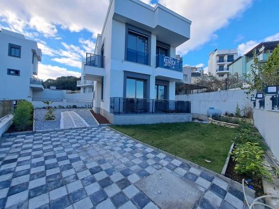 İzmir Seferihisar Akarcada Satılık 3+1 Villa