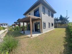 Seferihisar Doğanbey Cumhuriyet Mah. Satılık 3+1 Villa - 170 m²